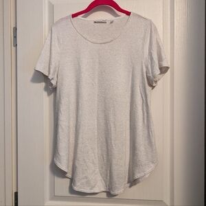 Aritzia Wilfred Free Short Sleeve T-shirt